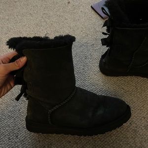 Black Bow Tie Ugg’s